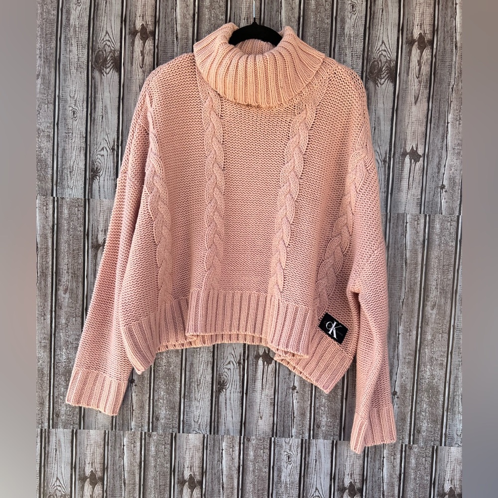 Calvin Klein‎ Women's Pink Cable Knit Sweater